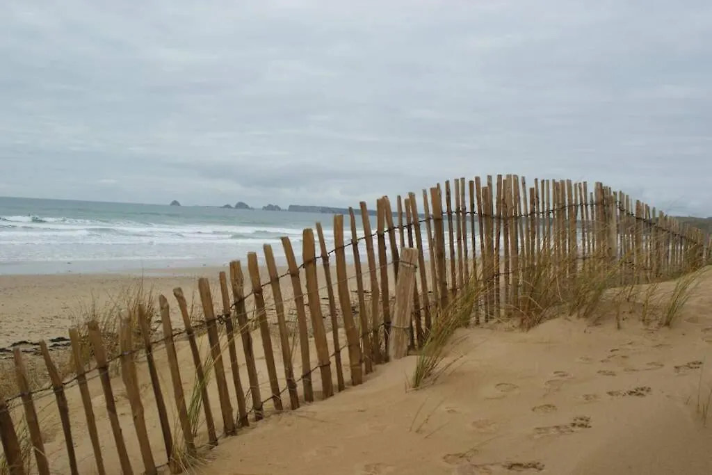Appartement Kastell Dinn - AR VAG - chambre atypique avec SDB privée dans le gîte  Crozon France